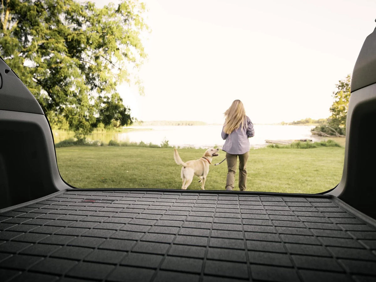 WeatherTech Cargo Trunk Liner compatible with 2019-2024 Sizeubaru Ascent - Behind 2nd Row Sizeeating, Black